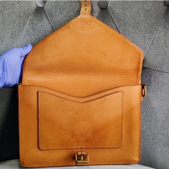 Authentic Louis Vuitton Rare Vintage Monogram Sac Biface flap sling bag - Picture 8 of 15